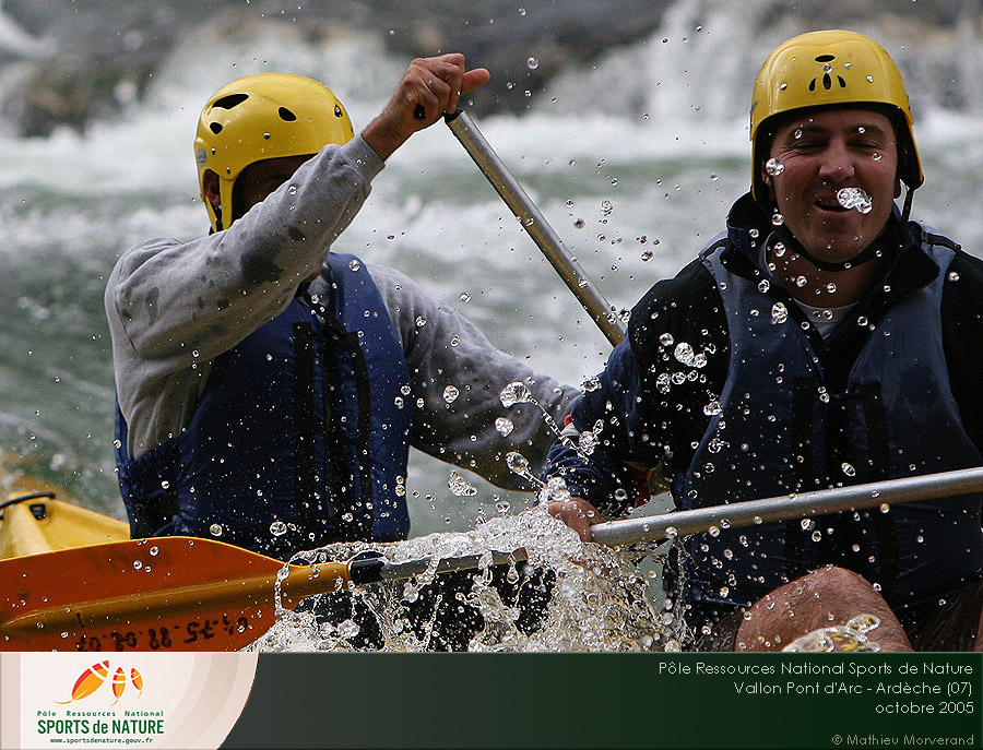 canoe064