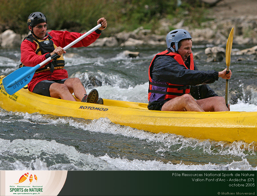 canoe086